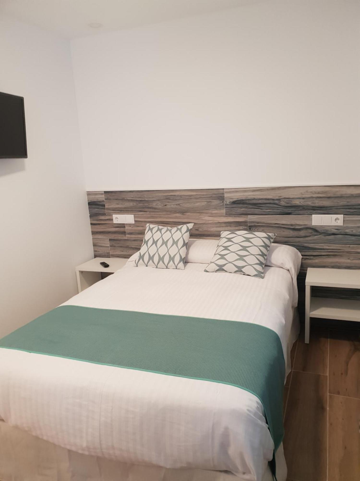Hostal Cabanas Carboneras de Guadazaón Extérieur photo