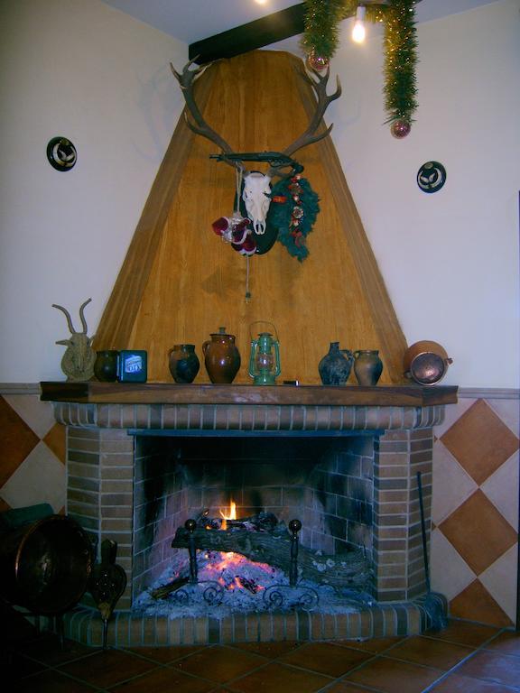 Hostal Cabanas Carboneras de Guadazaón Extérieur photo